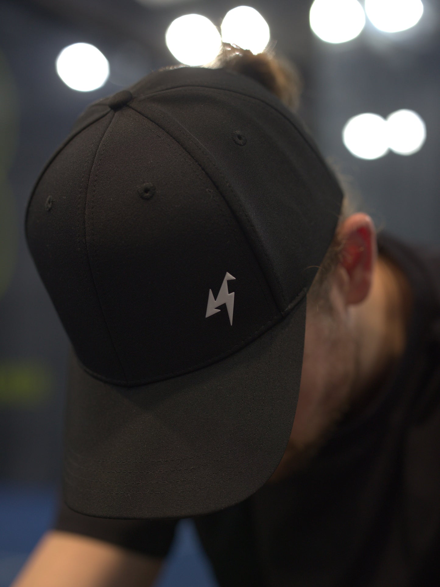 Urban Black Cap – Breathable Sports & Streetwear Hat
